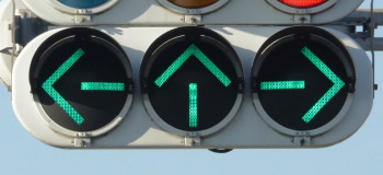さくら市氏家の矢印信号機