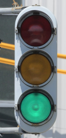 城陽市久世荒内の縦型信号機