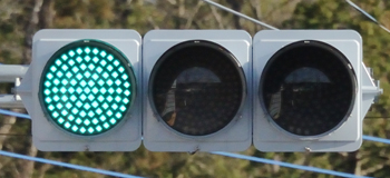 宇都宮市下荒針町の横型信号機