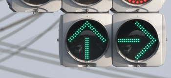 宇都宮市インターパーク４丁目の矢印信号機