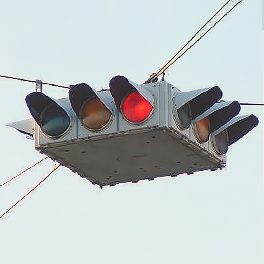 日本信号角型ベース懸垂灯器とリレー制御機