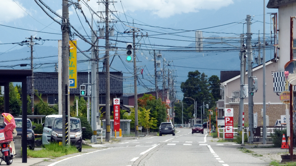富山県富山市の信号機
