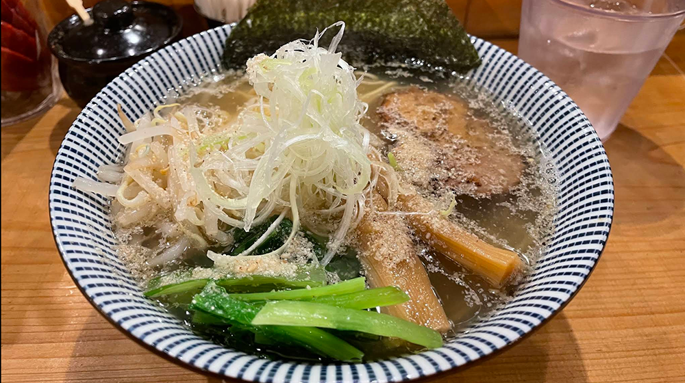 牛骨ラーメン